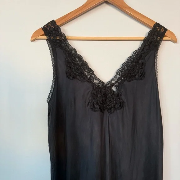 Vintage Vanity Fair Black Silky Lace Nightgown Maxi Intimate Dress Small Y2K 90s - Picture 6 of 13
